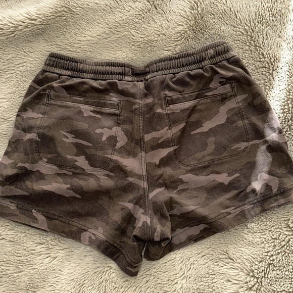 Athleta camo shorts - Picture 2 of 3